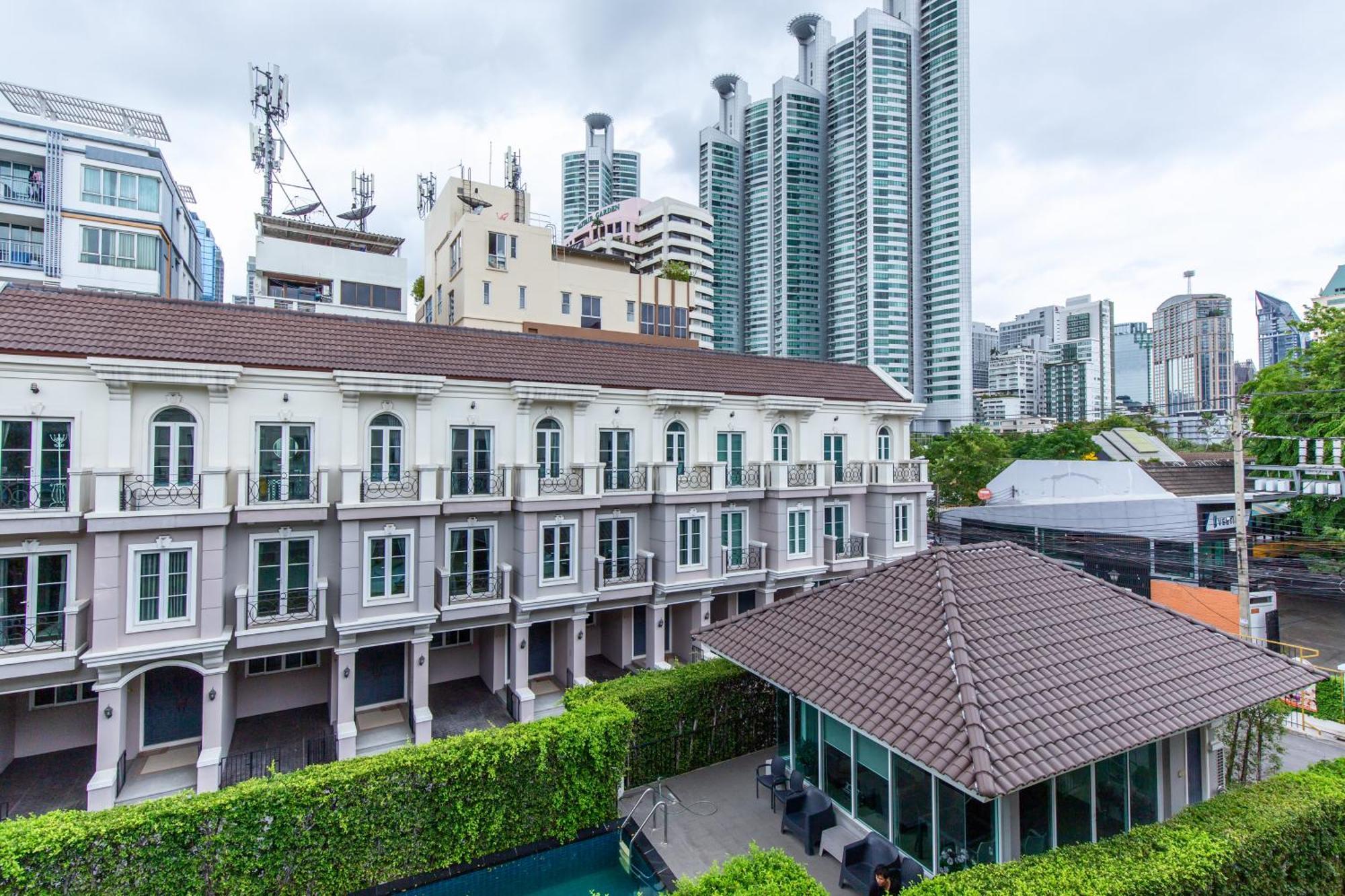 Apartment Inhome The Grand Bless Sukhumvit 16